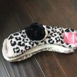 Summer and Rose Sock and Scrunchie Set